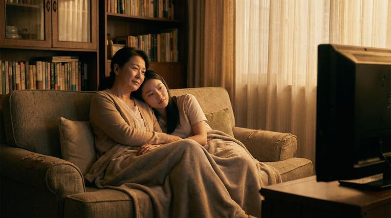 母狗园 - 温情家庭短片视频